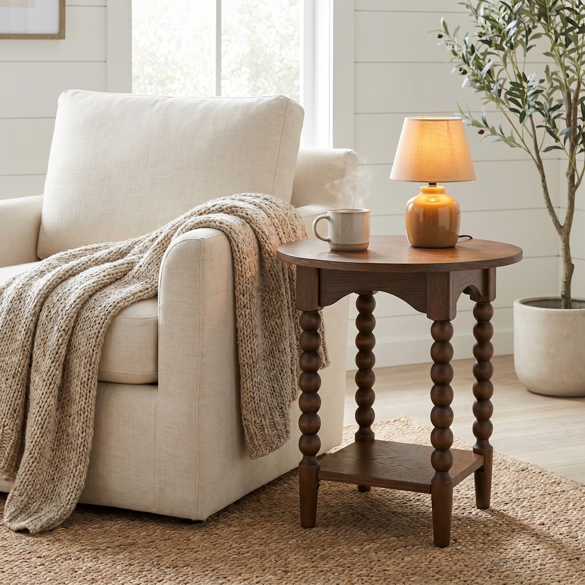 Pembroke 22” Round Cottage End Table